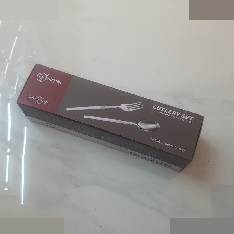 سرویس قاشق و چنگال 15 پارچه جی فی نی مدل G-255