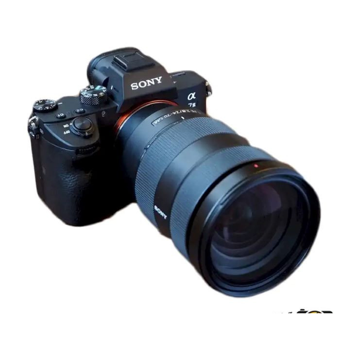 لنز دوربین سونی مدل sony fe 24-70mm f2.8 gm II