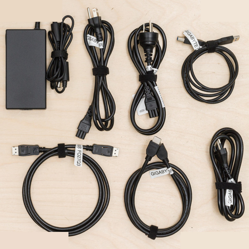 مانیتور گیمینگ 27 اینچ گیگابایت آروس مدل FO27Q3