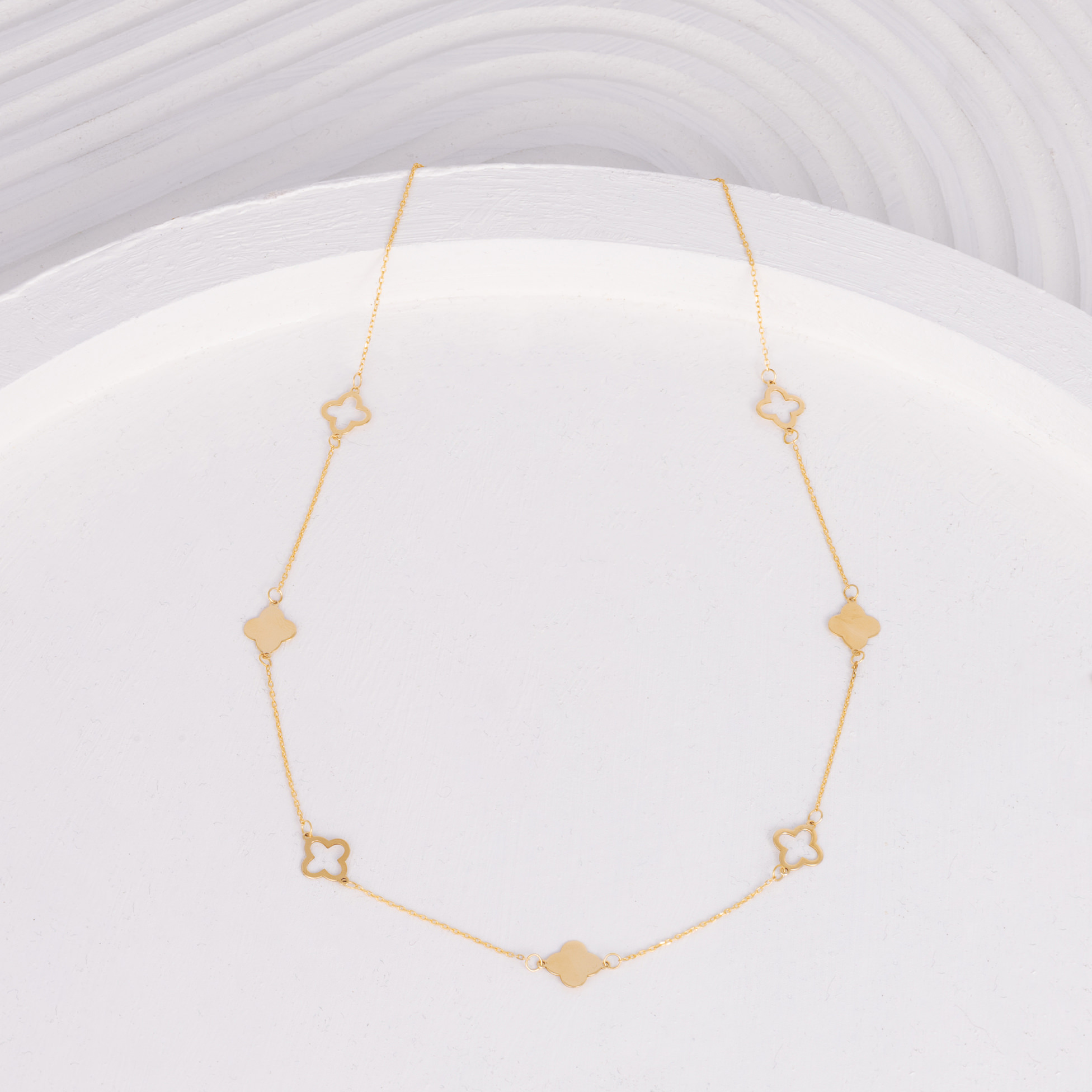 گردنبند ونکلیف مینیمال طلا 18 عیار