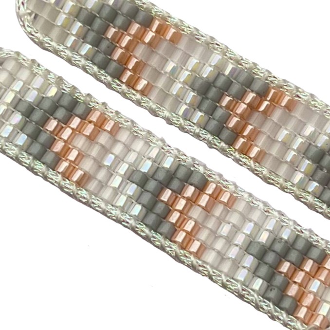 دستنبد طلا زنانه با پلاک طلا میوکی دیانا گالری کد06013