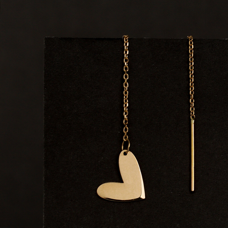 گوشواره بخیه ای طلا 18 عیار طرح قلب مینیمال