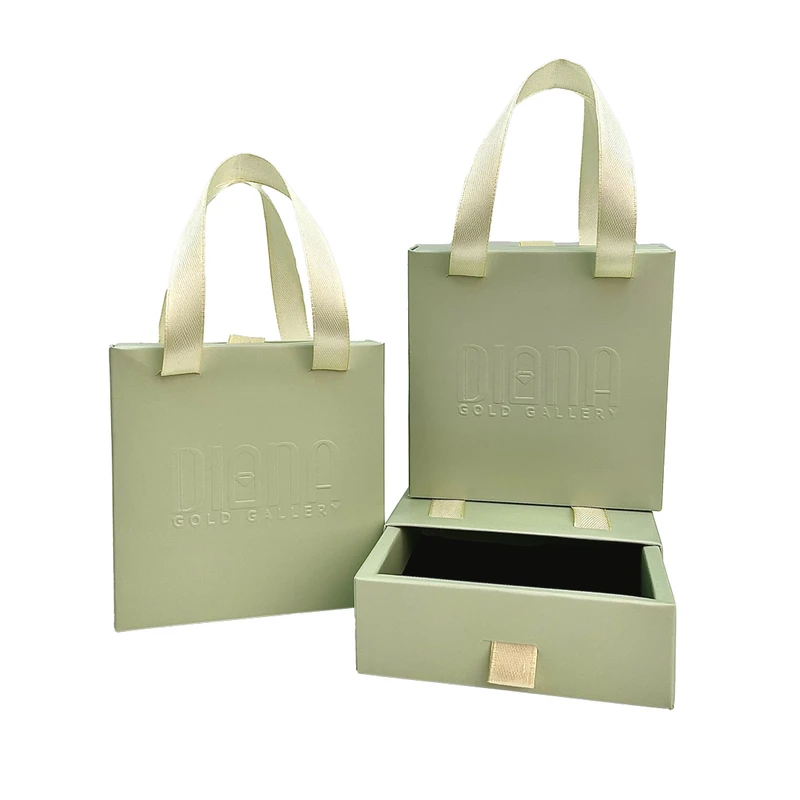 دستنبد طلا زنانه با پلاک طلا میوکی دیانا گالری کد07035