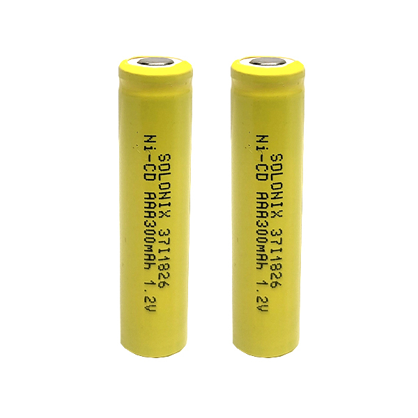 باتری نیم قلمی قابل شارژ سولونیکس مدل صنعتی Ni-Cd سرتخت مجموعه 2 عدد